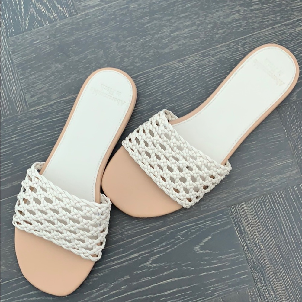 White woven A&F sandals - NEVER WORN!